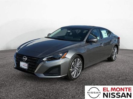 2025 Nissan Altima SL Sedan