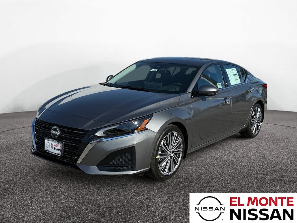 New 2025 Nissan Altima SL Sedan