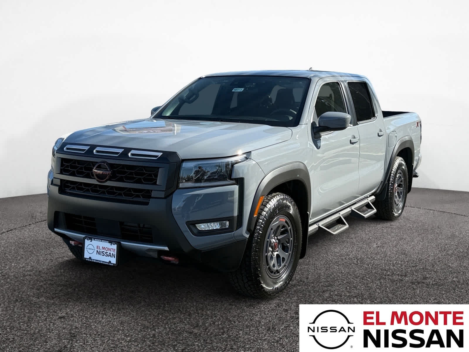 2026 Nissan Frontier PRO-X's photo