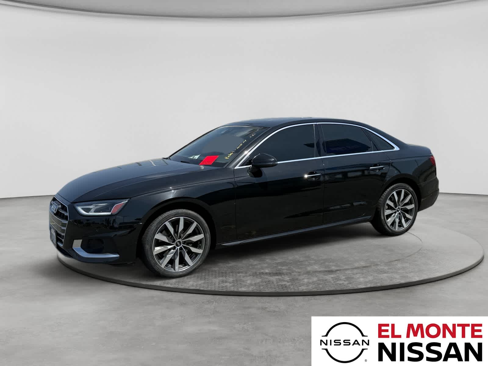 2021 Audi A4 40 quattro S tronic Premium's photo