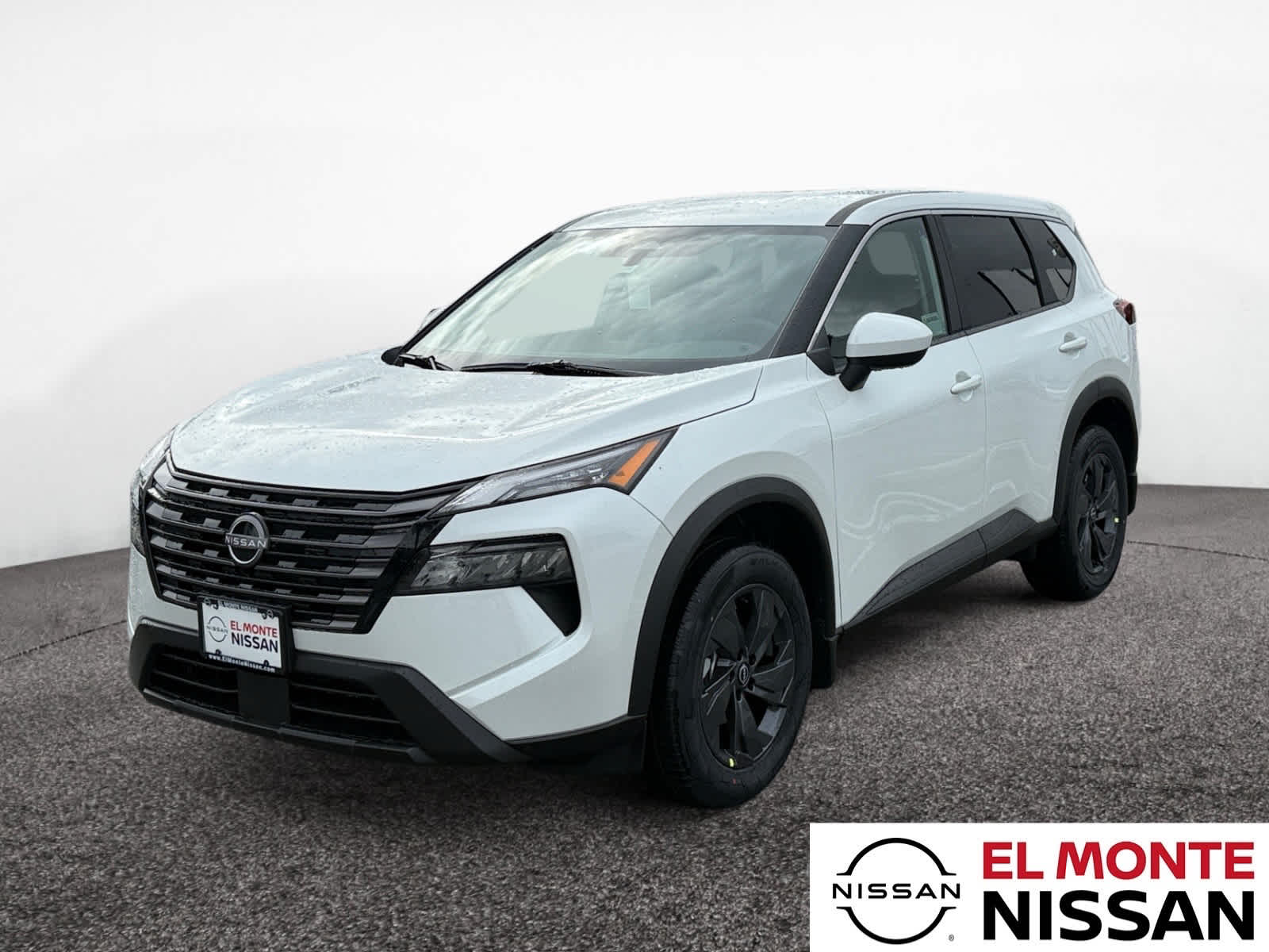 2026 Nissan Rogue SV's photo