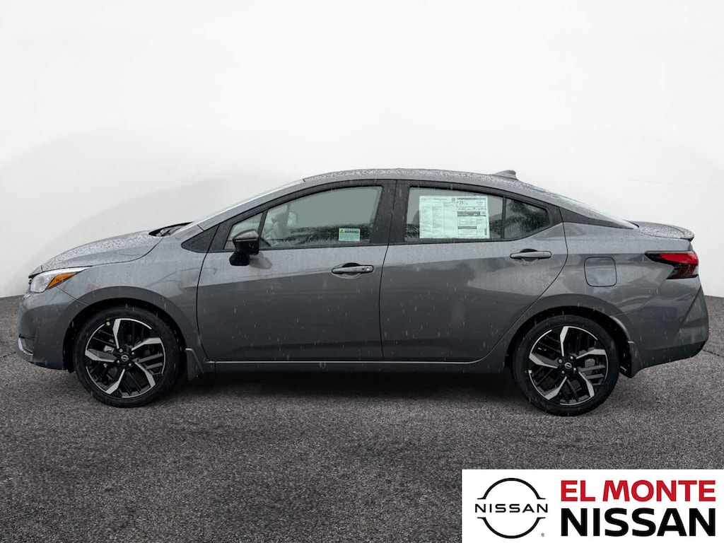 New 2025 Nissan Versa 1.6 SR Sedan