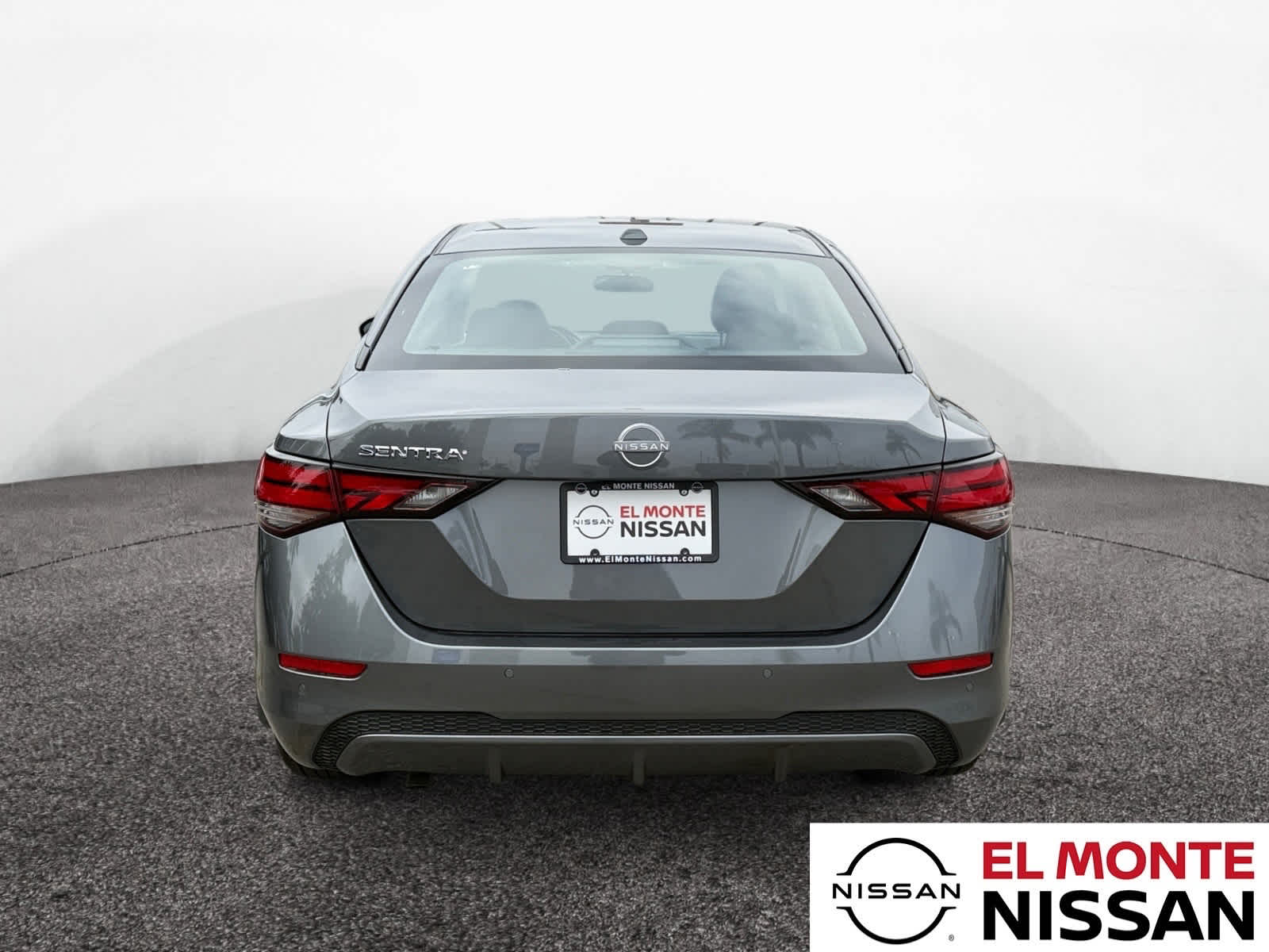 2025 Nissan Sentra SV photo 4