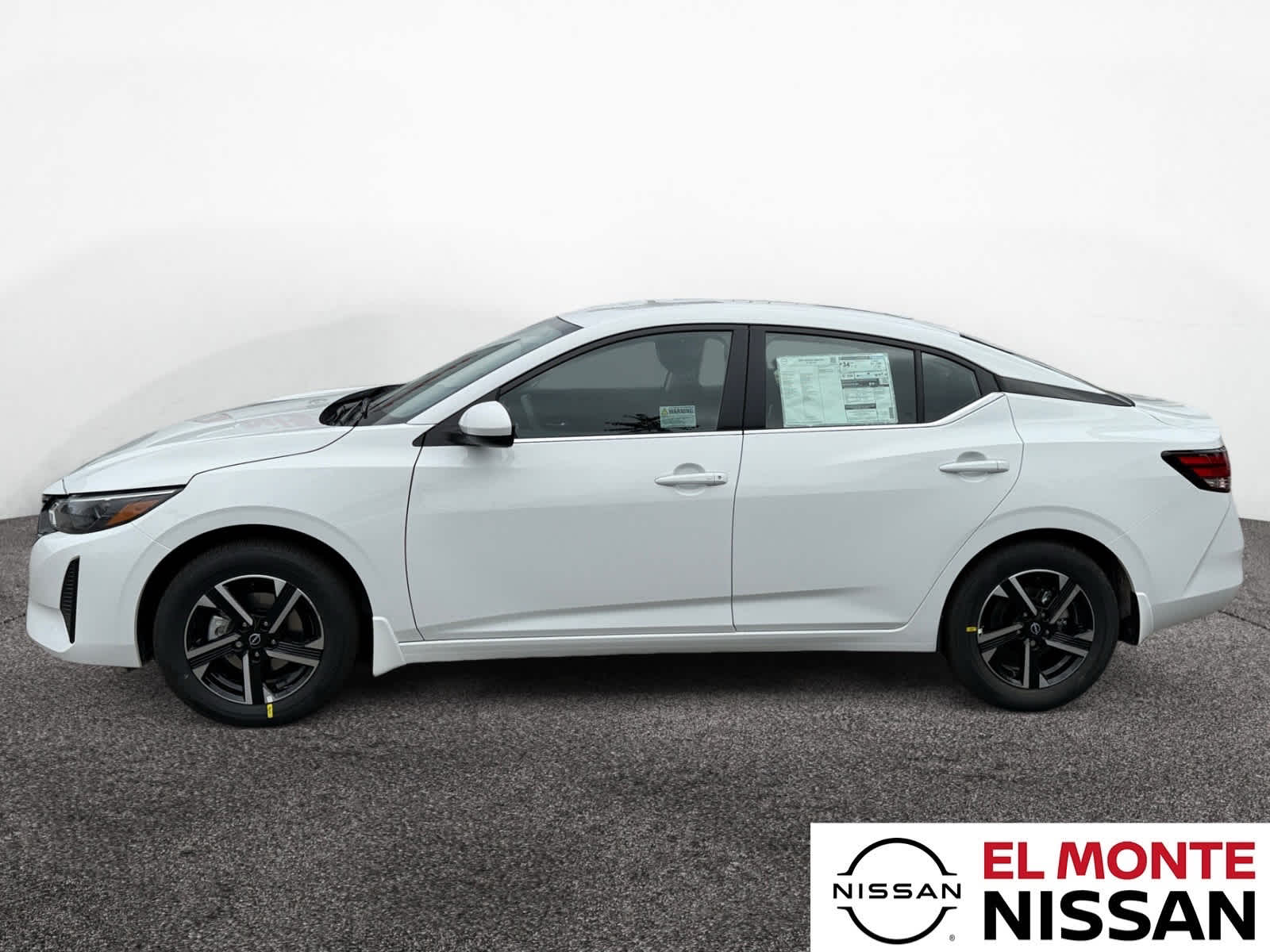 2025 Nissan Sentra SV photo 2