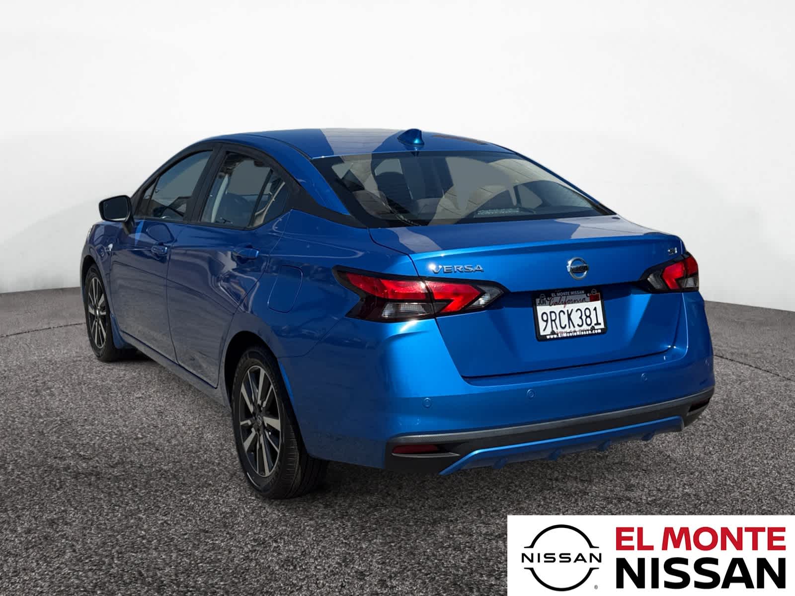 2022 Nissan Versa 1.6 SV photo 3