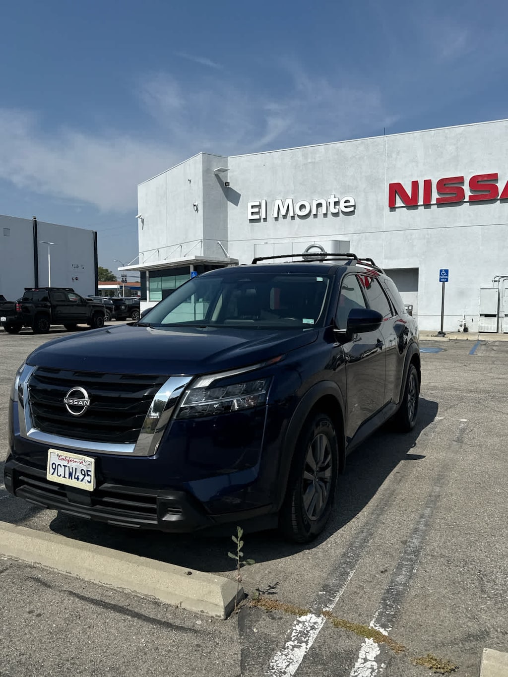 Used 2022 Nissan Pathfinder SV SUV
