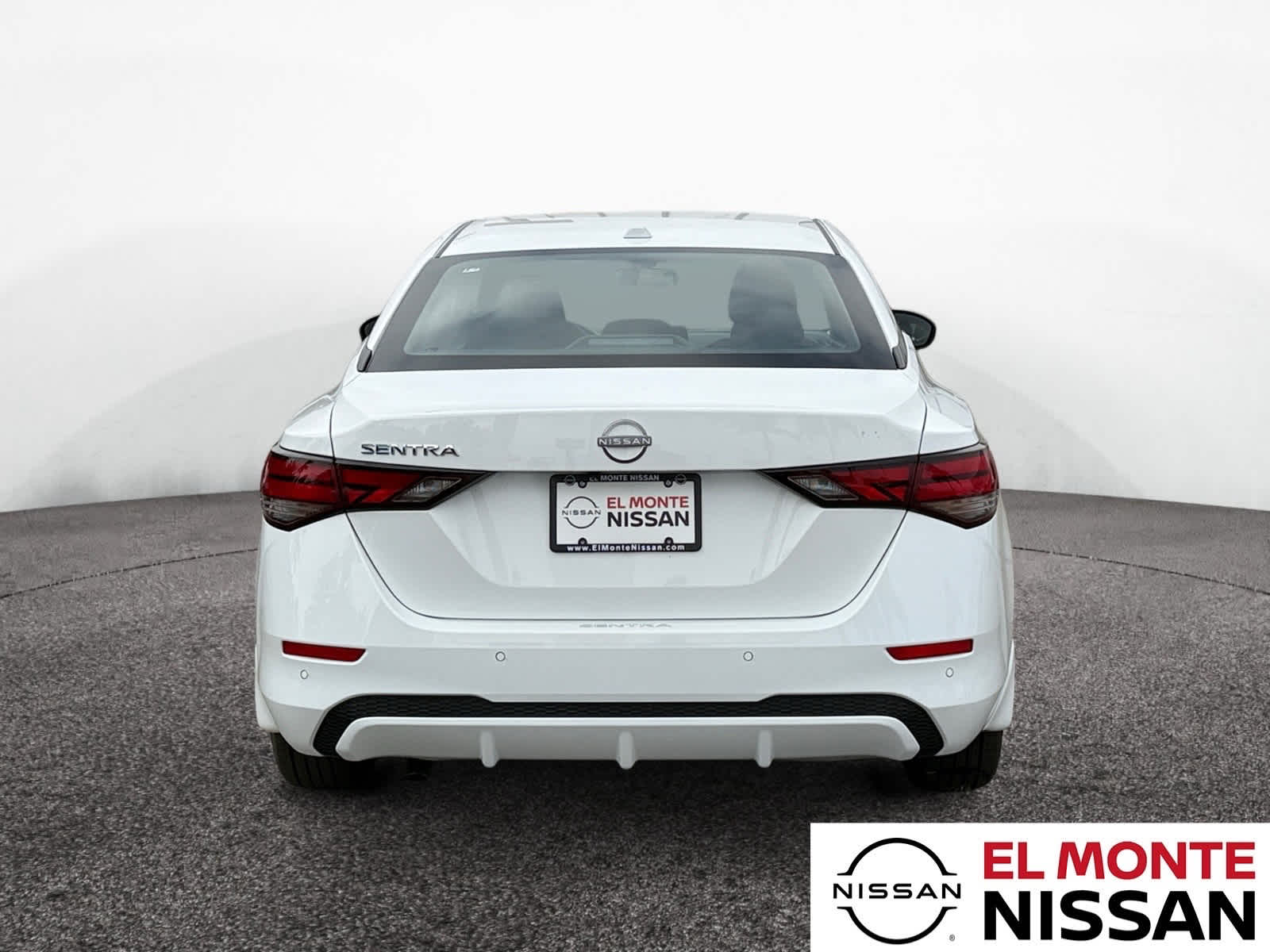 2025 Nissan Sentra SV photo 4