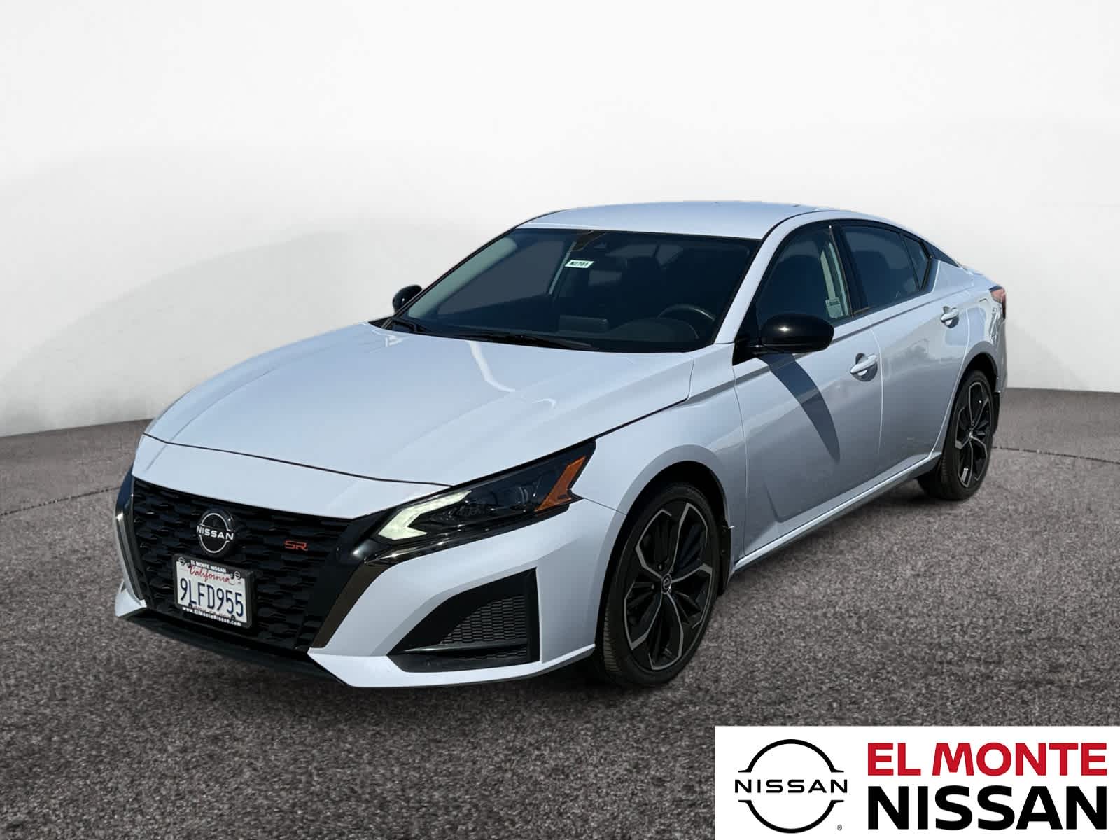 2023 Nissan Altima SR