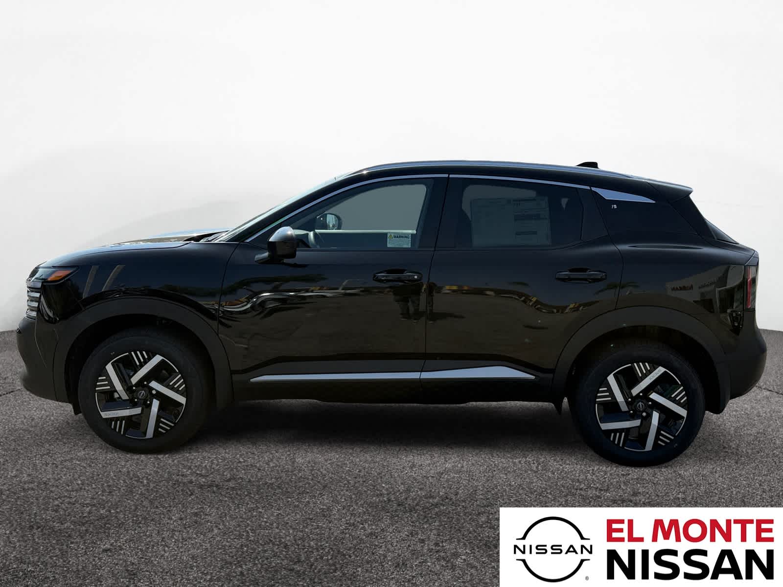 2026 Nissan Kicks SV photo 2