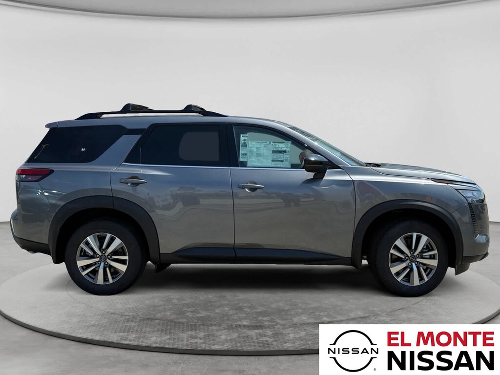 Used 2026 Nissan Pathfinder SL 2WD