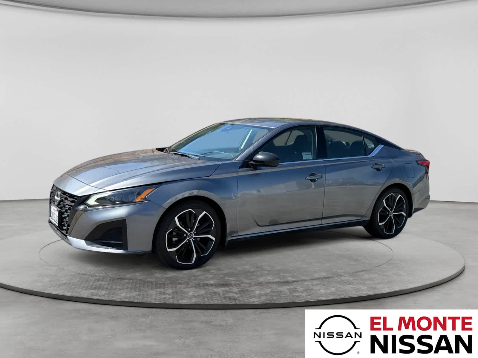 2023 Nissan Altima SR