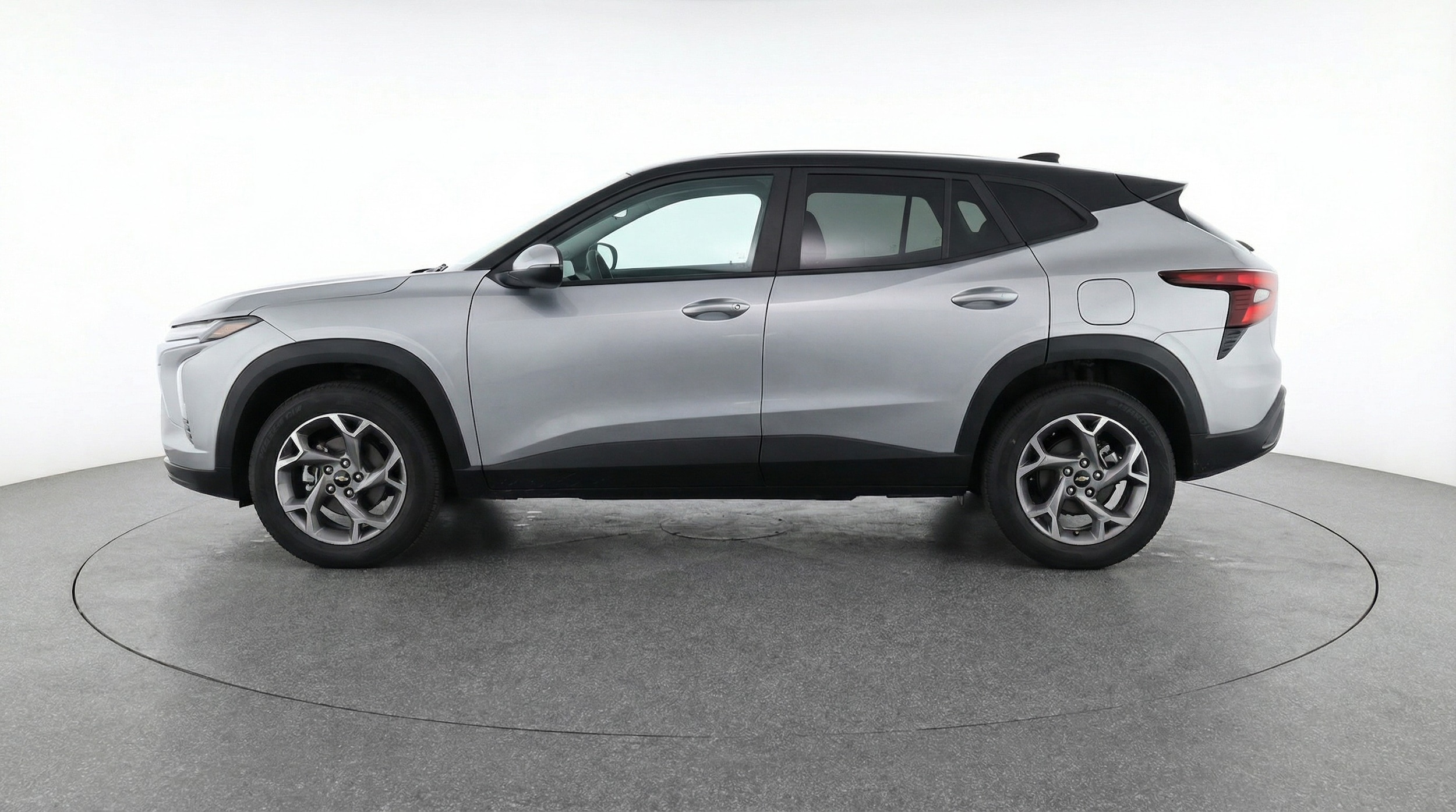 Thumbnail: 2025 Chevrolet Trax - 4