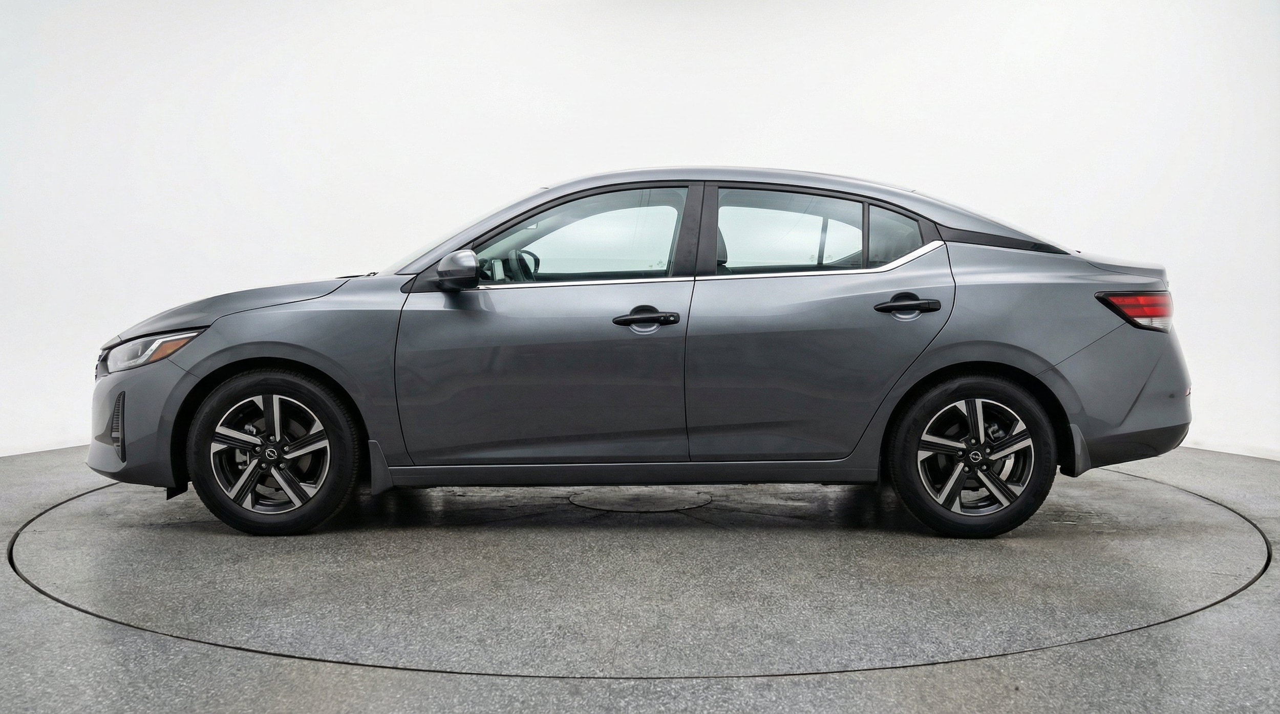 Thumbnail: 2025 Nissan Sentra - 5