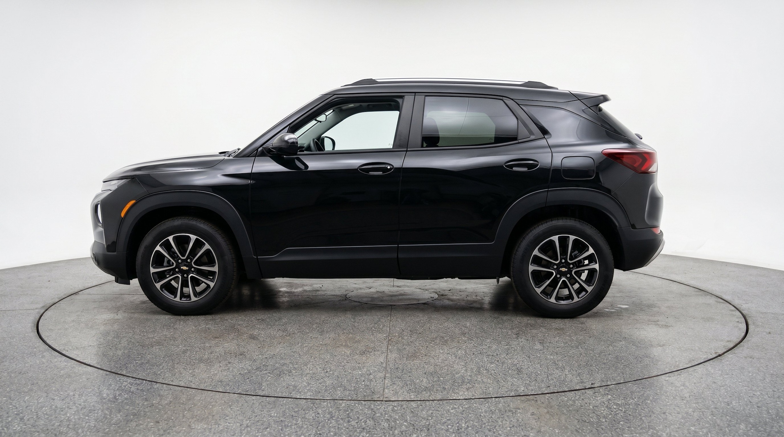 Thumbnail: 2025 Chevrolet TrailBlazer - 5