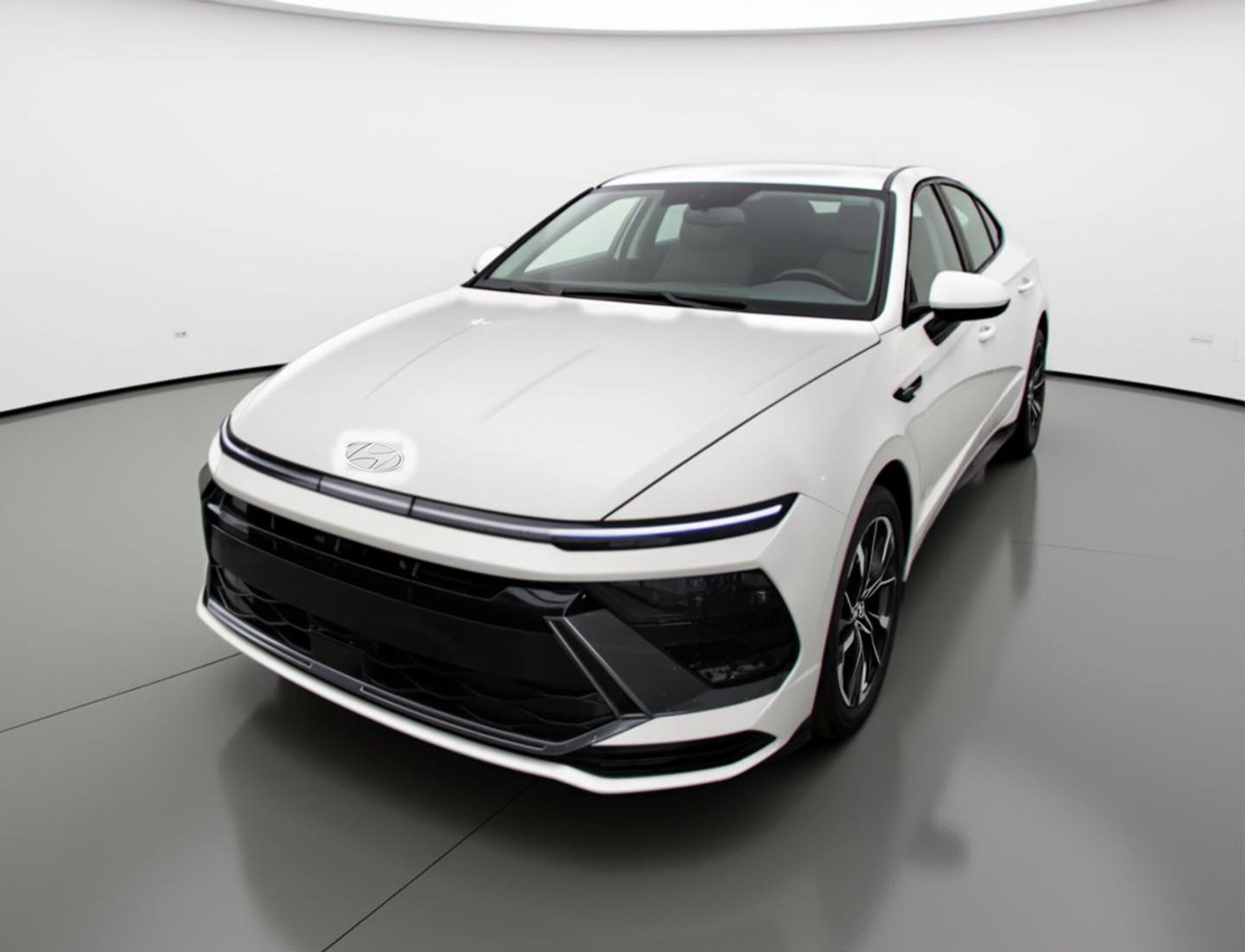 Thumbnail: 2025 Hyundai Sonata - 3