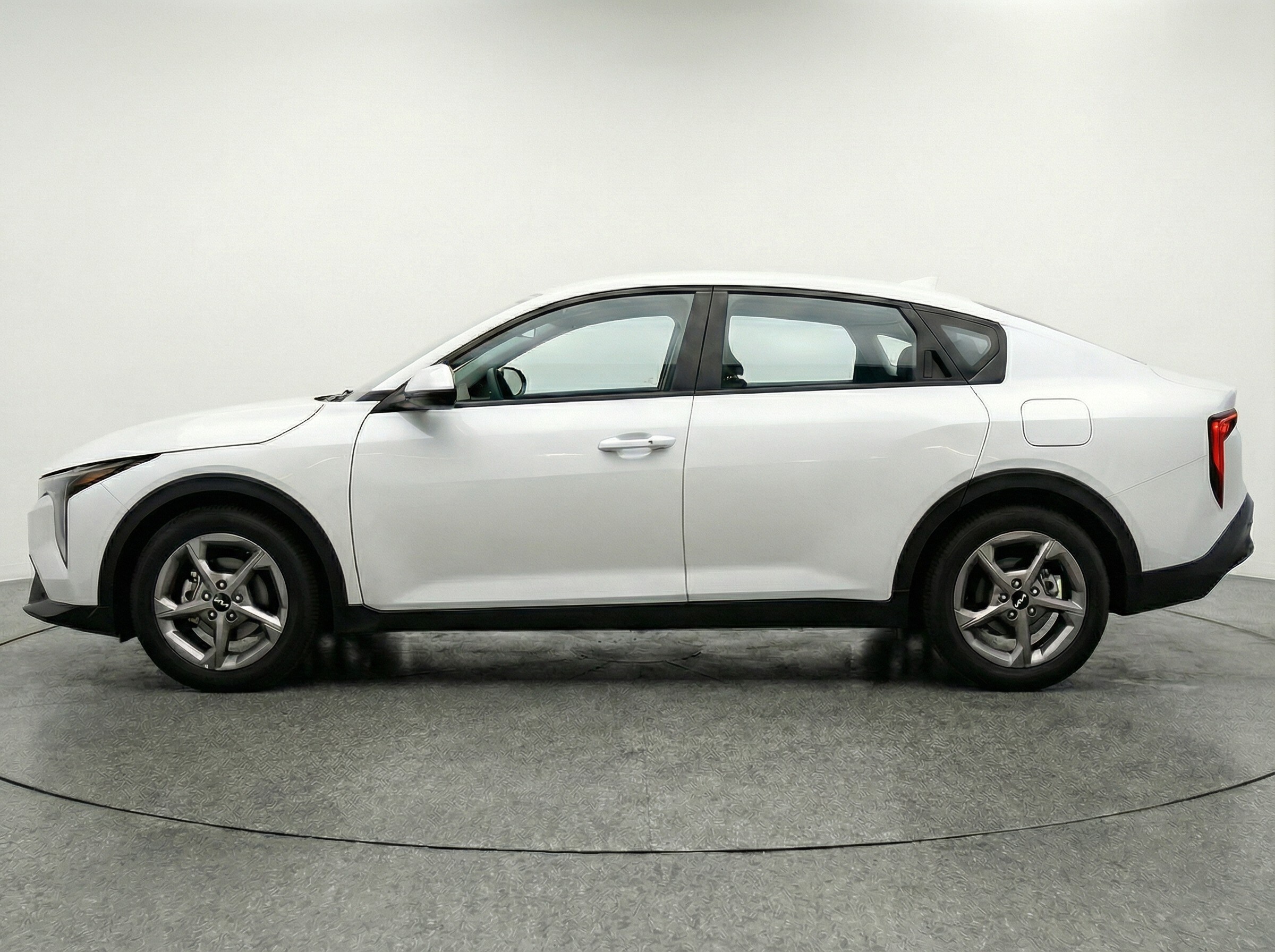 Thumbnail: 2025 Kia K4 - 4