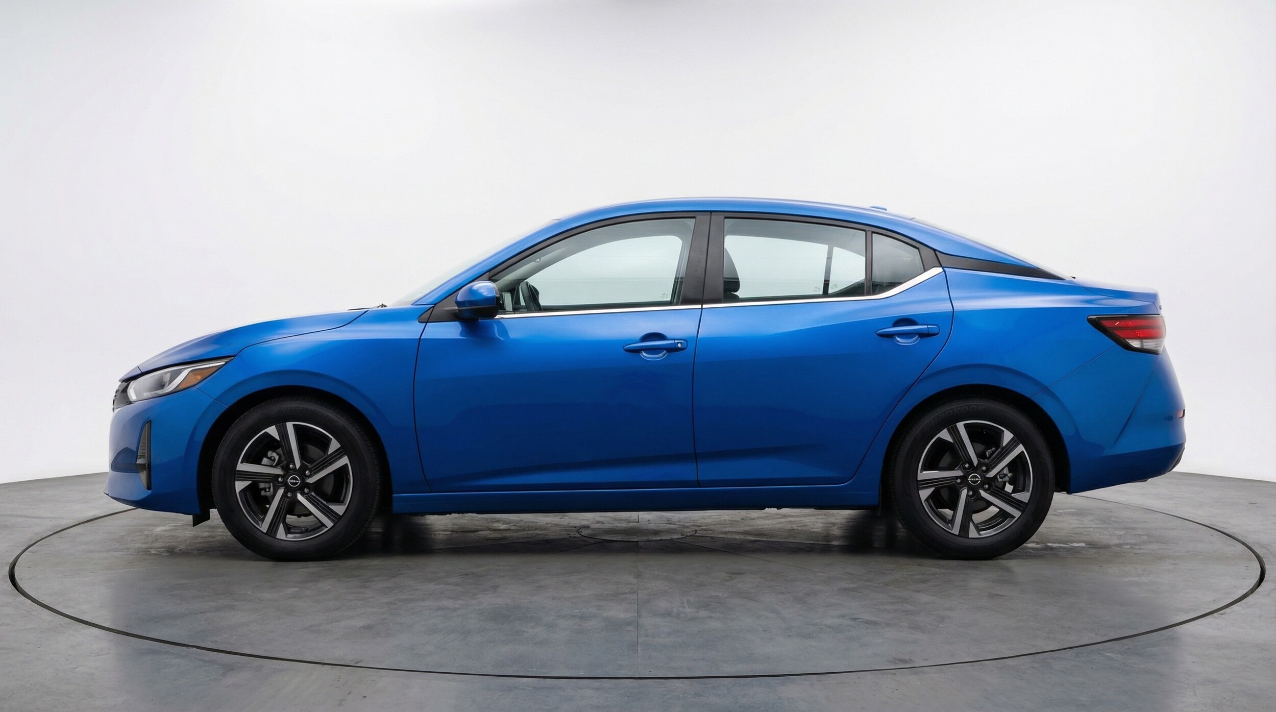 Thumbnail: 2025 Nissan Sentra - 4