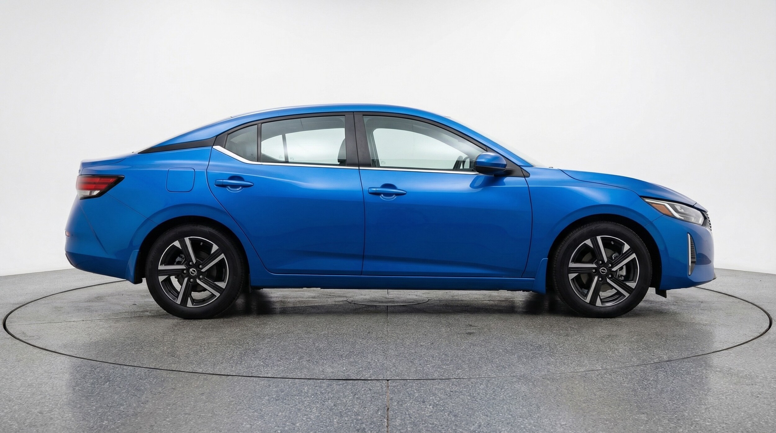 Thumbnail: 2025 Nissan Sentra - 8