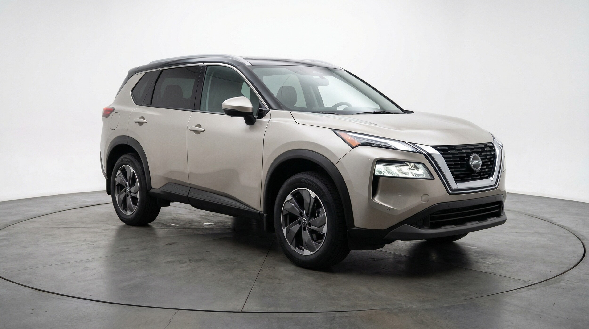 Thumbnail: 2025 Nissan Rogue - 1