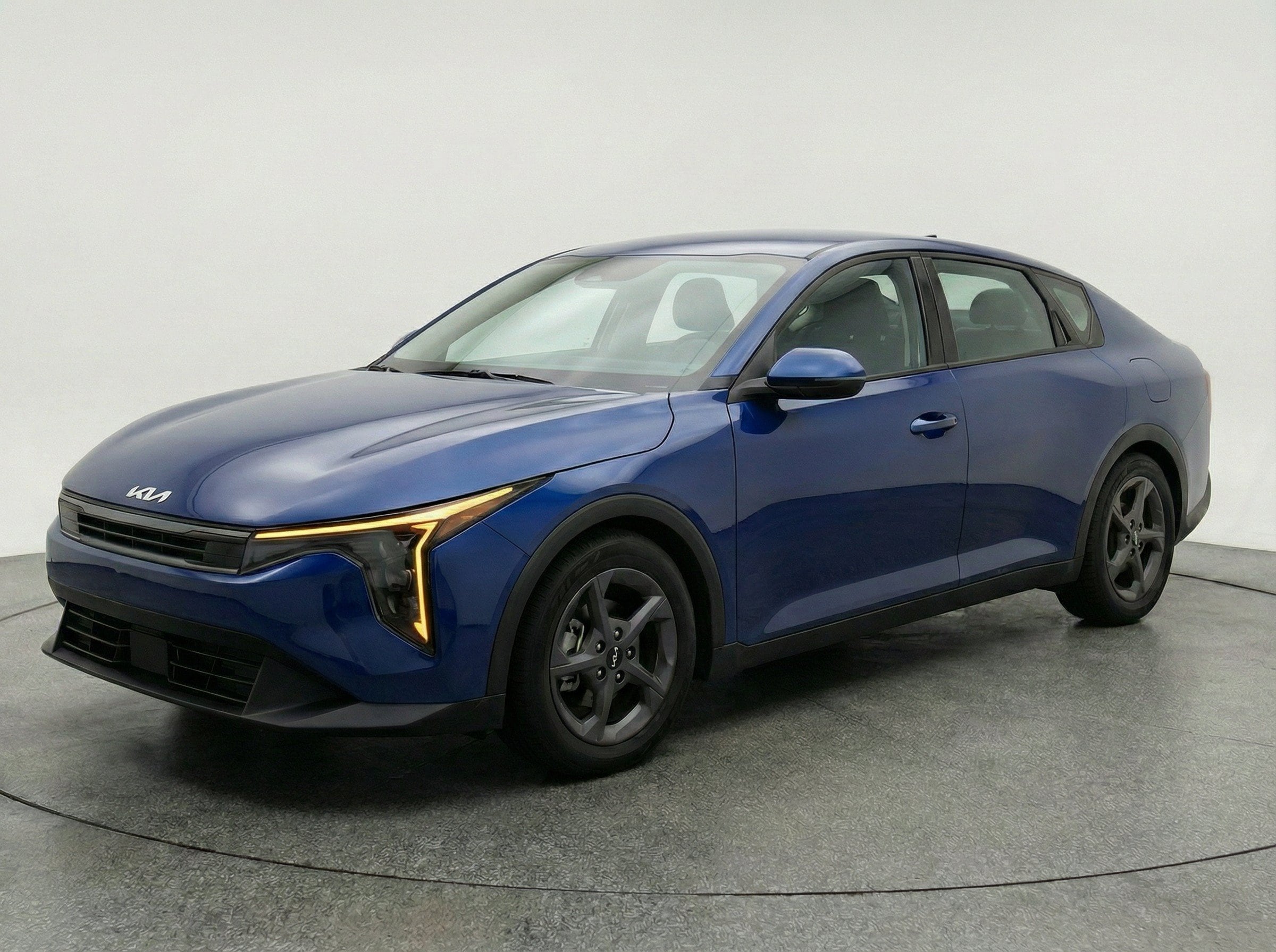Thumbnail: 2025 Kia K4 - 3
