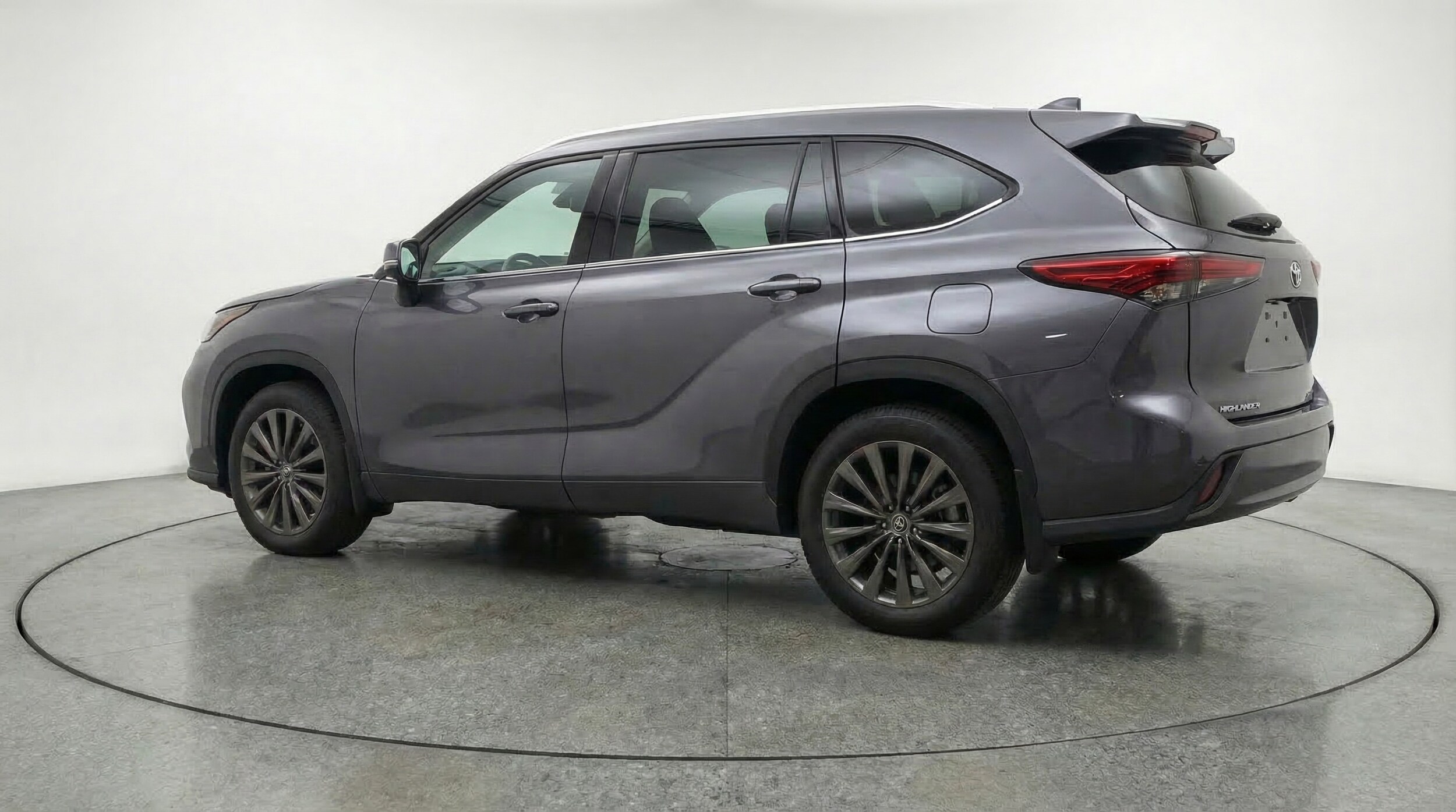 Thumbnail: 2025 Toyota Highlander - 5