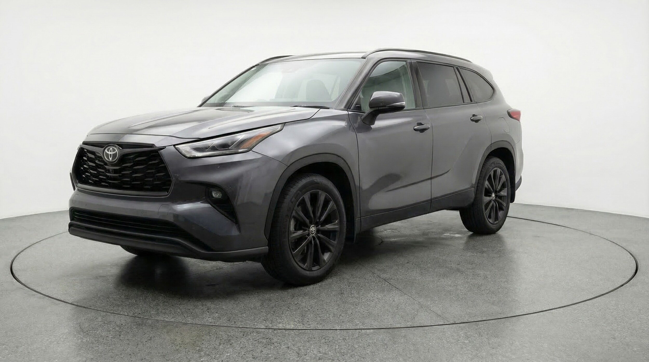 Thumbnail: 2025 Toyota Highlander - 3