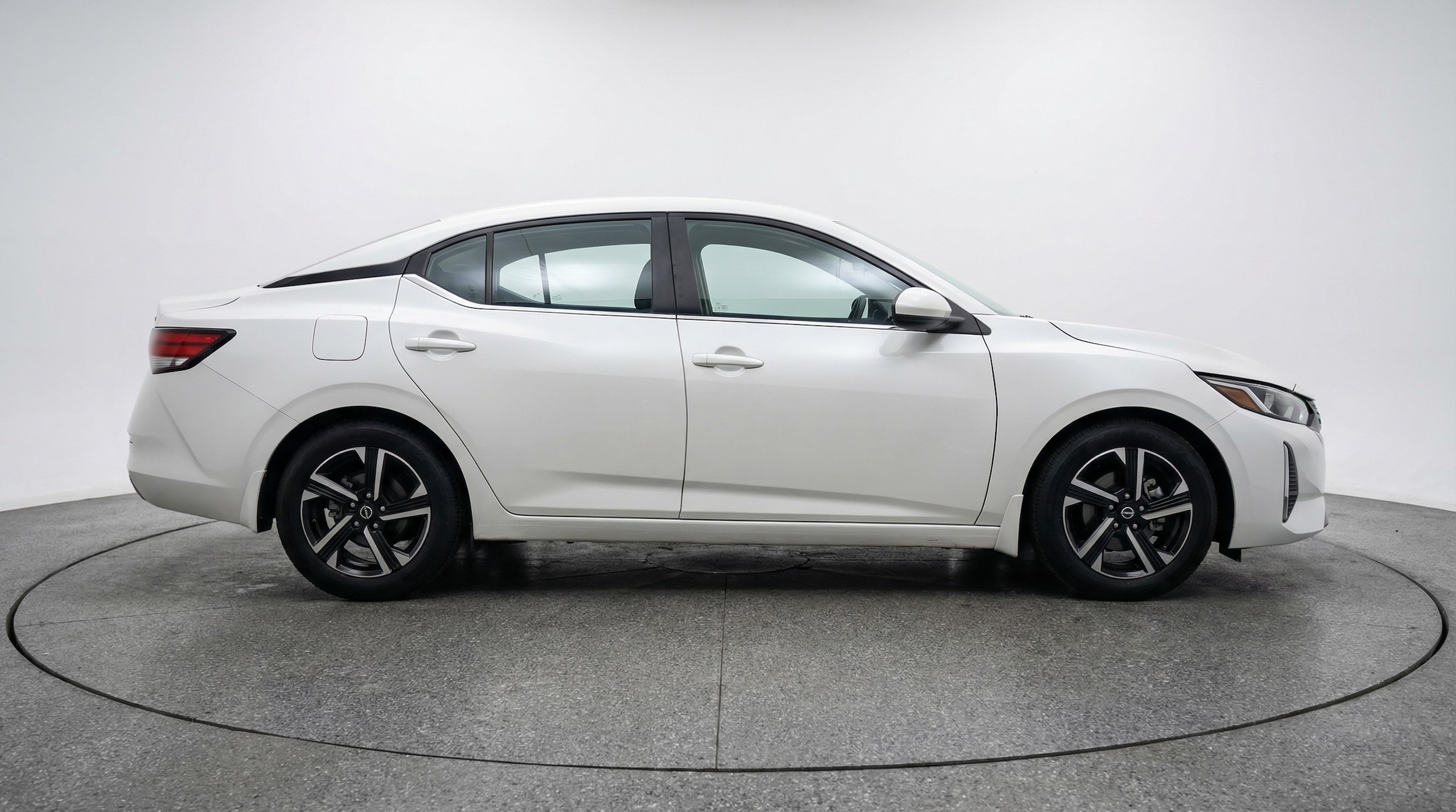 Thumbnail: 2025 Nissan Sentra - 8