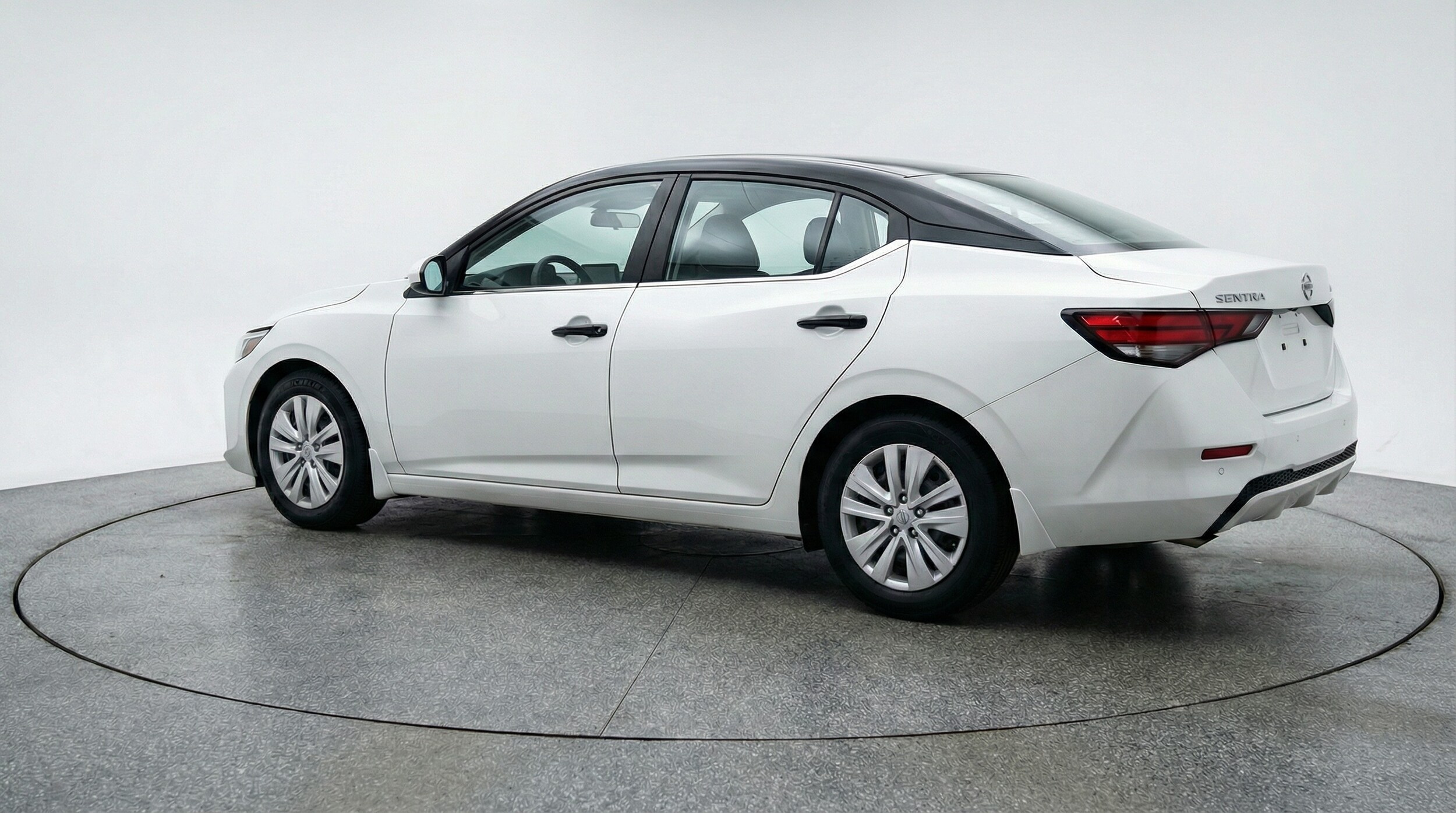 Thumbnail: 2025 Nissan Sentra - 5