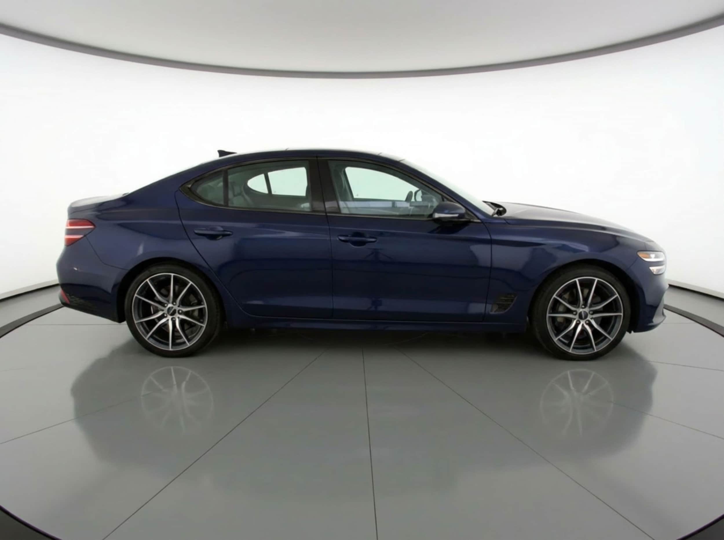 Thumbnail: 2025 Genesis G70 - 8