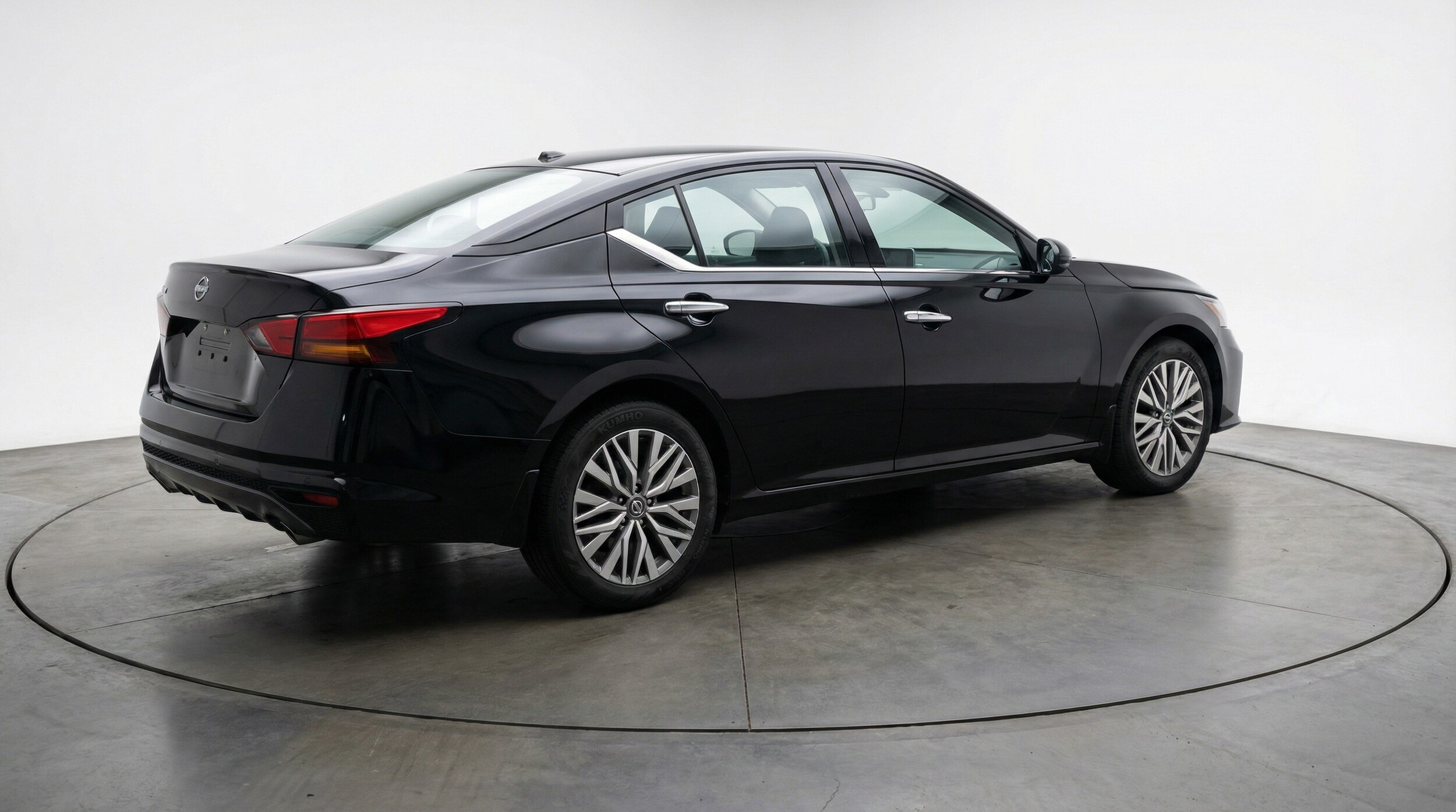 Thumbnail: 2025 Nissan Altima - 7