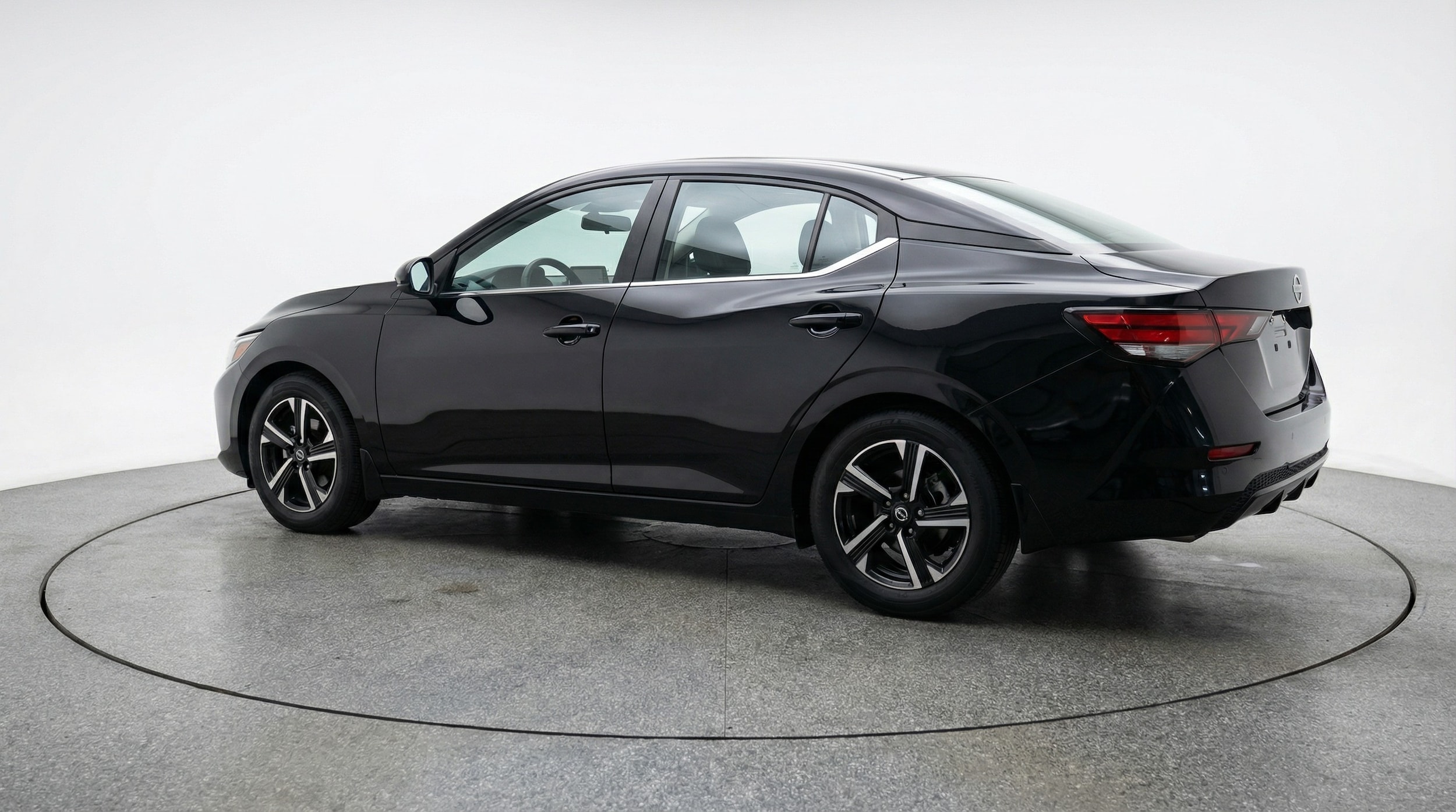 Thumbnail: 2025 Nissan Sentra - 5