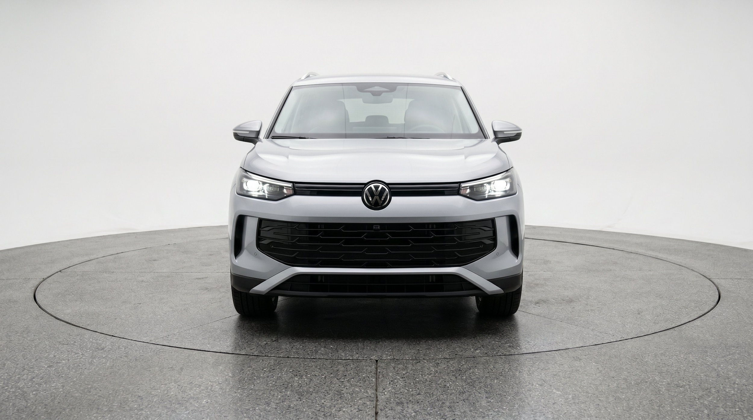 Thumbnail: 2026 Volkswagen Tiguan - 2