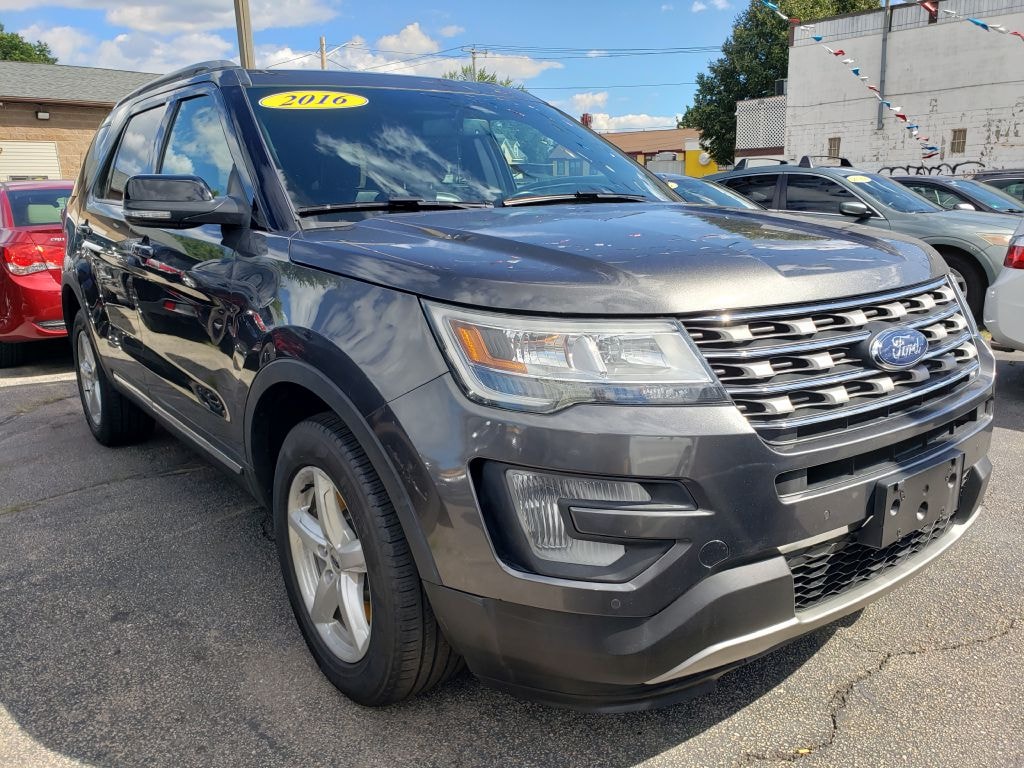 Used 2016 Ford Explorer For Sale at Elmwood Auto Sales VIN