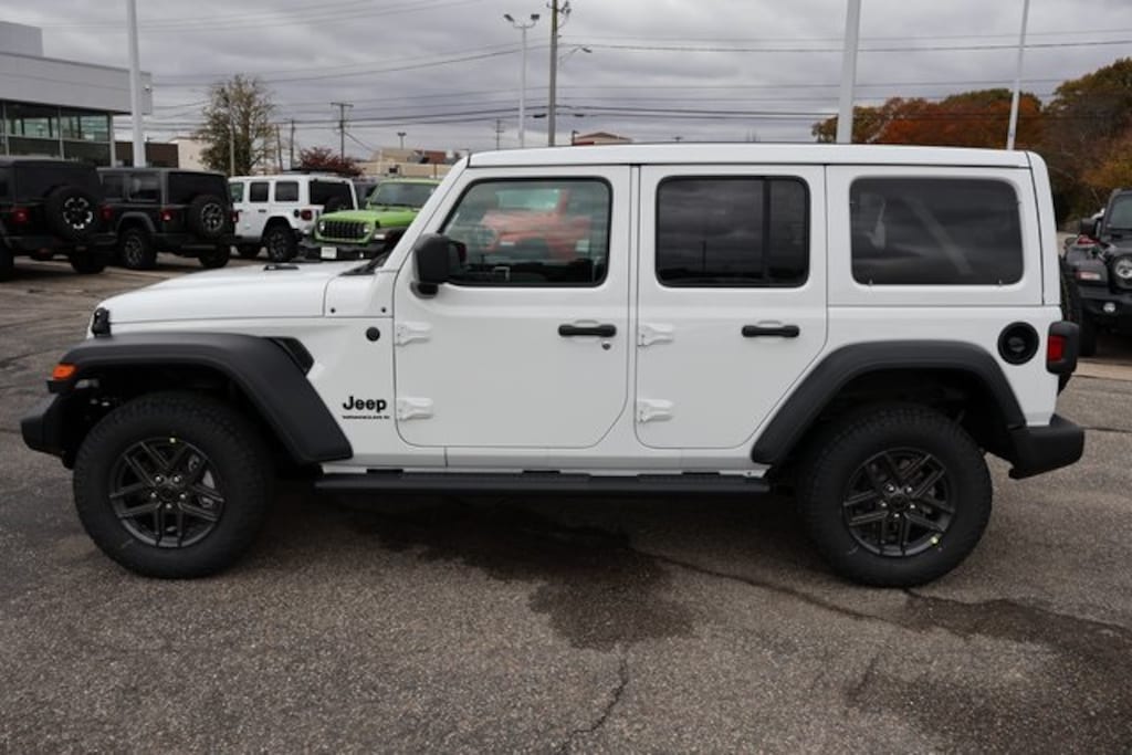 New 2026 Jeep Wrangler 4-DOOR SPORT S Sport Utility