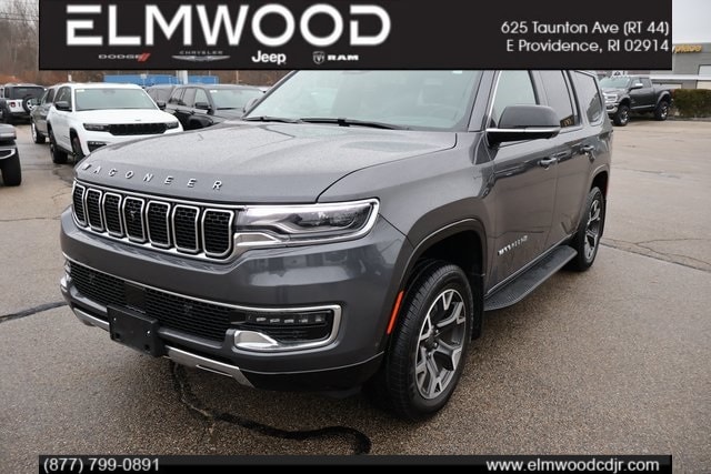 2023 Jeep Wagoneer Series III's photo