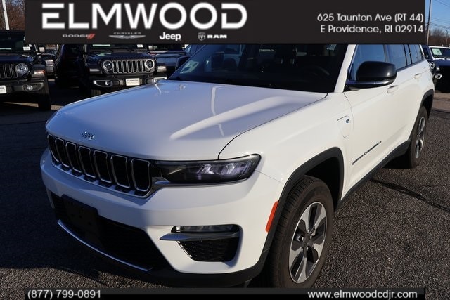 2023 Jeep Grand Cherokee 4xe's photo