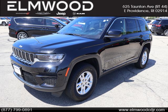 2024 Jeep Grand Cherokee Laredo 4x4's photo