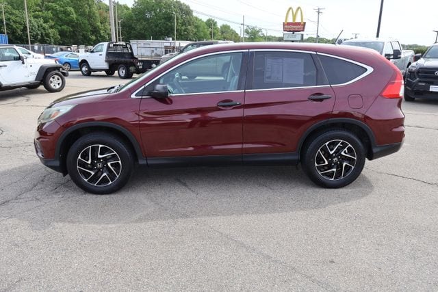Used 2016 Honda CR-V SE with VIN 2HKRM4H46GH694930 for sale in East Providence, RI