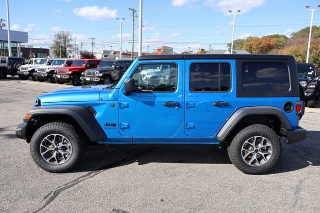 New 2026 Jeep Wrangler 4-DOOR SPORT S Sport Utility