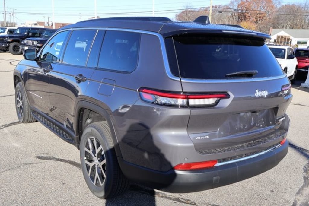 New 2025 Jeep Grand Cherokee L LIMITED 4X4 Sport Utility