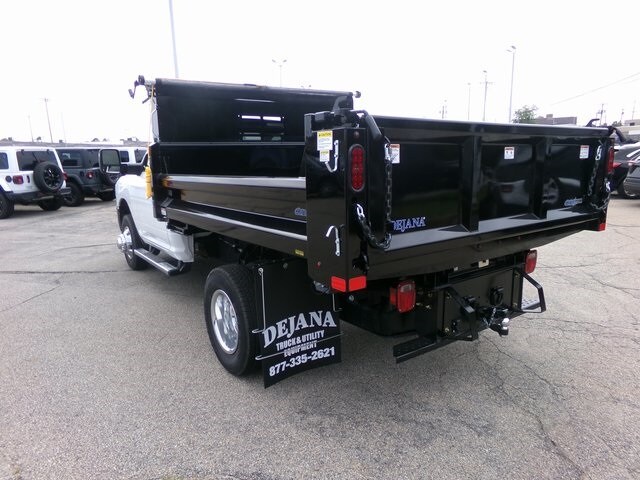2024 Ram 3500 Tradesman photo 3