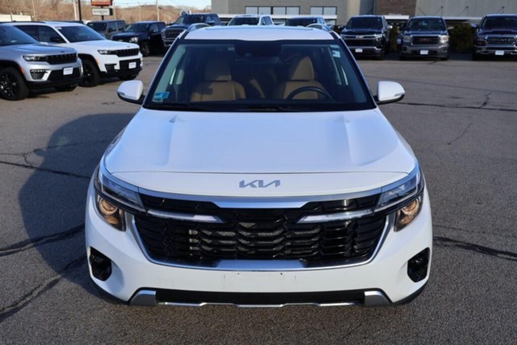 Certified 2024 Kia Seltos EX SUV