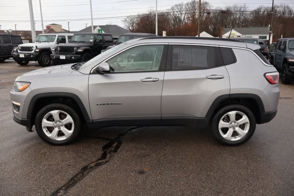 Used 2018 Jeep Compass Latitude SUV