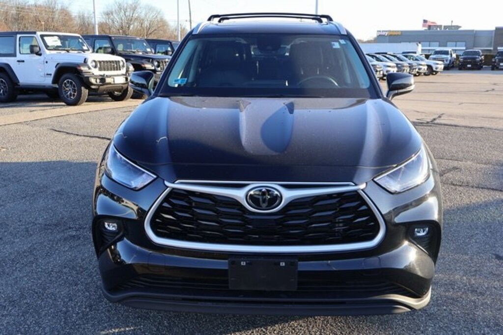 Certified 2024 Toyota Highlander XLE SUV