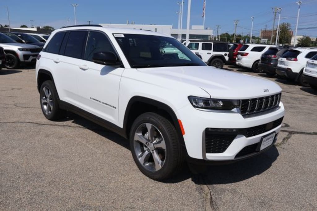 New 2026 Jeep Grand Cherokee LIMITED 4X4 Sport Utility