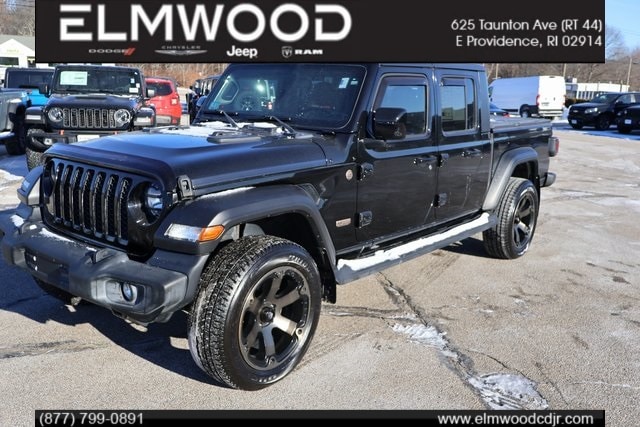 2020 Jeep Gladiator Sport S's photo