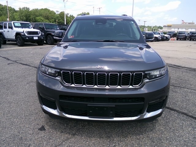2021 Jeep Grand Cherokee Limited photo 2