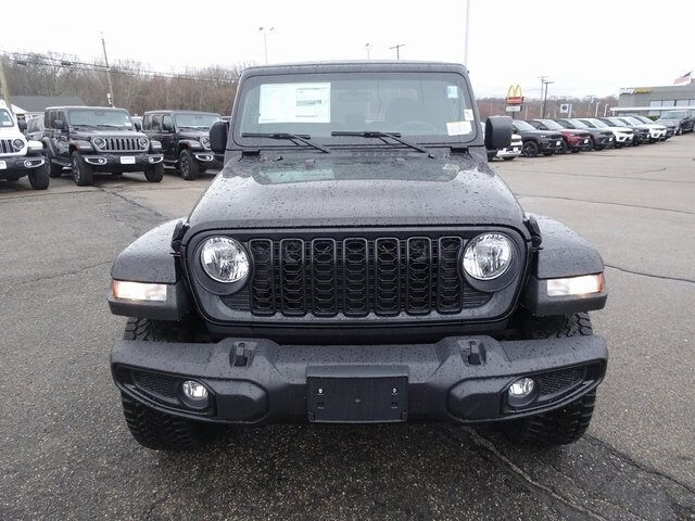 2025 Jeep Gladiator Sport photo 2