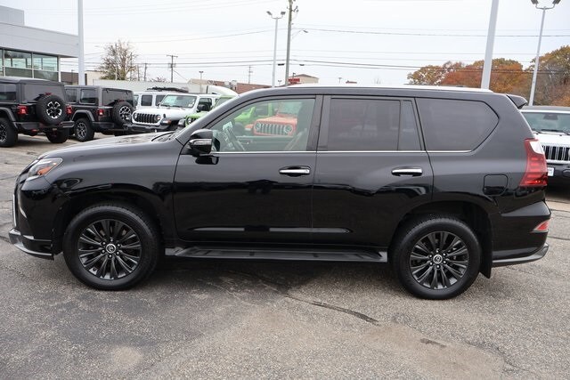 2020 Lexus GX 460 photo 3