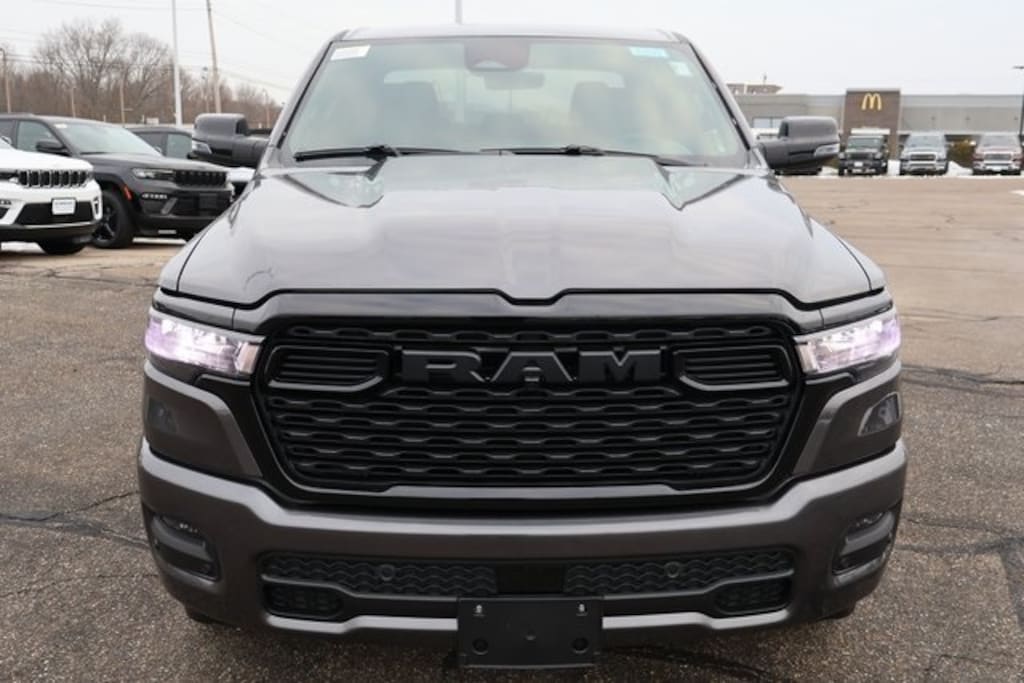 New 2026 Ram 1500 BIG HORN CREW CAB 4X4 5'7 BOX Pickup